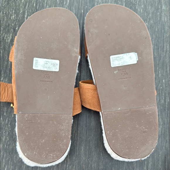 SCHUTZ  Enola Tan and Gold Fur-Lined Slides - Picture 2 of 7